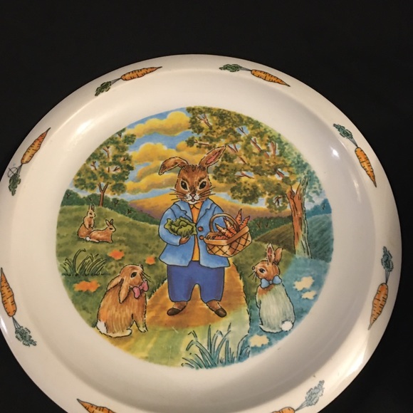 Peter Rabbit Vintage Miracle Melamine Set - Picture 2 of 5